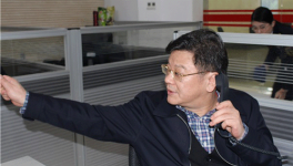 湖南質(zhì)監(jiān)局長接線日 查處水泥加工黑窩點(diǎn)