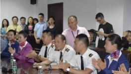 點贊！川航英雄機長劉傳健咱水泥人的后代！