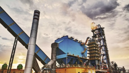 年產(chǎn)120萬噸水泥線順利點(diǎn)火