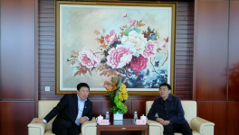 贊皇縣縣長王濤拜會金隅集團領(lǐng)導(dǎo)