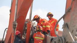 緊急救援！水泥廠墻體倒塌一工人被埋，命懸一線！