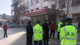 交警查獲多起“百噸王”！約談裝載單位賽馬水泥廠！