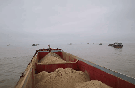 千艘萬噸船瘋狂入海，上千萬噸海砂流入內(nèi)陸！