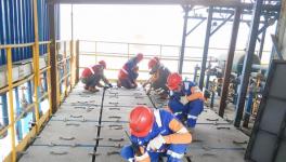 華新各工廠檢修現(xiàn)場最可愛的水泥人！