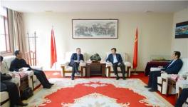 中材水泥總經(jīng)理：希望地方一如既往地支持中材水泥的經(jīng)營發(fā)展！