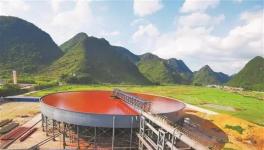 爭取變廢為寶！赤泥變水泥！