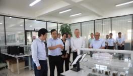 海螺集團黨委書記、董事長楊軍蒞臨東方測控調(diào)研